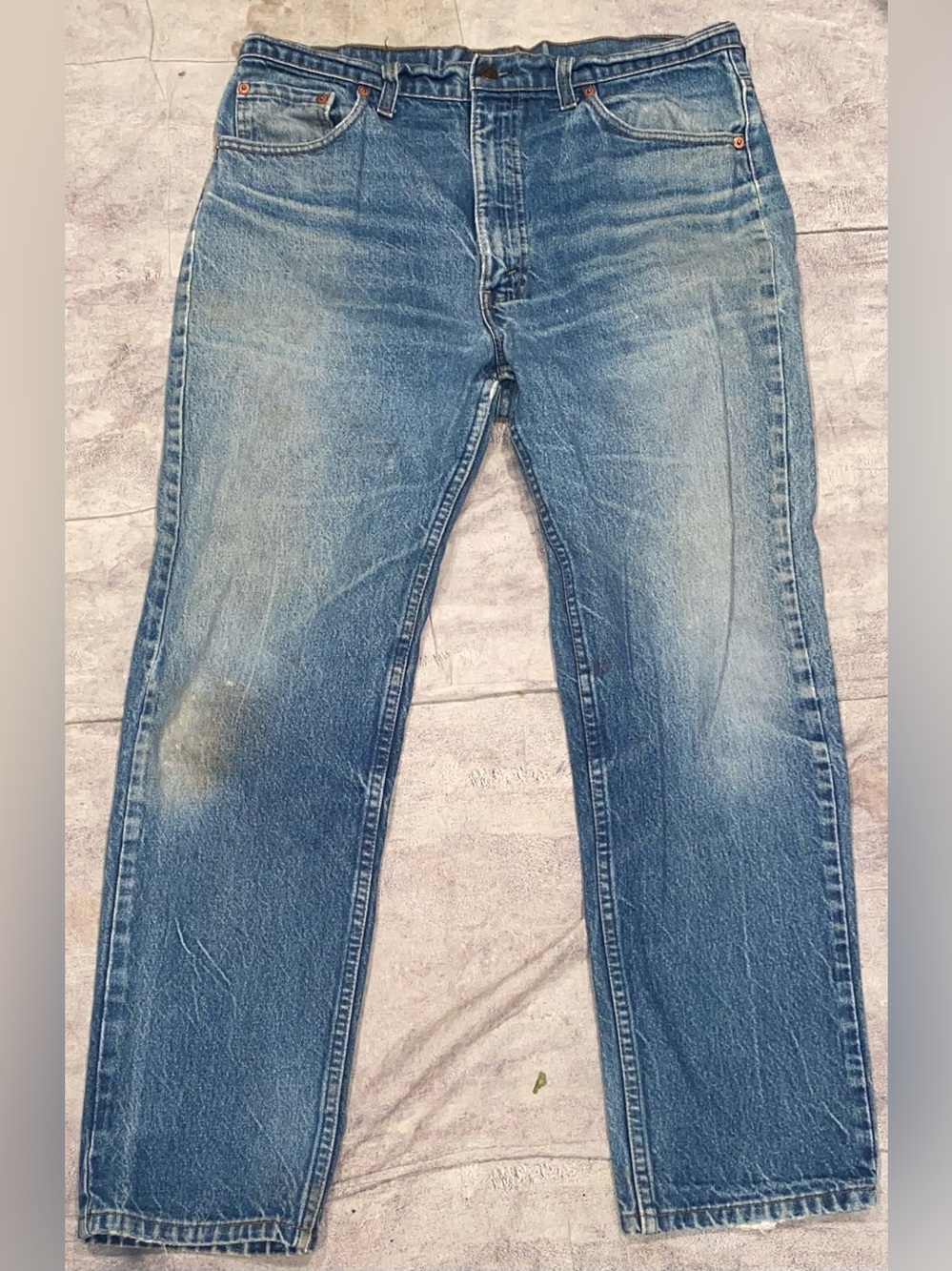 Vintage 80s Made In USA Levi’s 505 Dirty Light Wash Denim Jeans Straight Leg 34